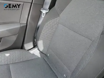 Photo 49 Renault Clio Gén. V (BJA) Ph1 NG Equilibre 5