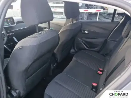 Photo 8 Peugeot 208  Electrique 50 kWh 136ch