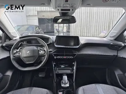 Photo 7 Peugeot 208  PureTech 100 S&S EAT8