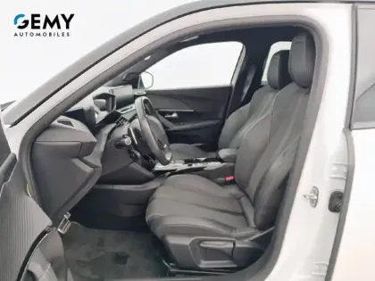 Photo 25 Peugeot 2008  BlueHDi 130 S&S EAT8