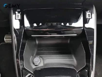 Photo 36 Peugeot 2008  BlueHDi 130 S&S EAT8