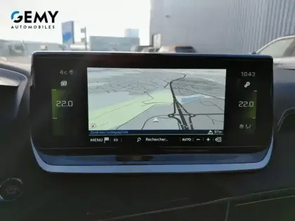 Photo 12 Peugeot 2008  BlueHDi 130 S&S EAT8