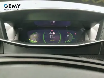 Photo 32 Peugeot 2008  BlueHDi 130 S&S EAT8