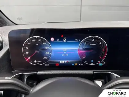 Photo 16 Mercedes GLA  200 d 8G-DCT