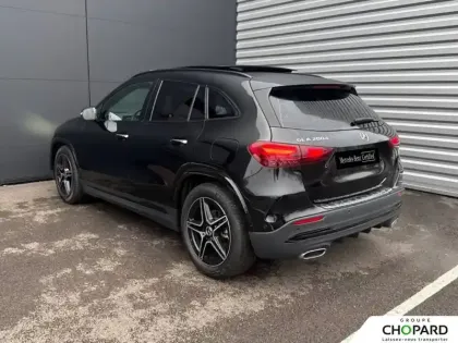 Photo 34 Mercedes GLA  200 d 8G-DCT