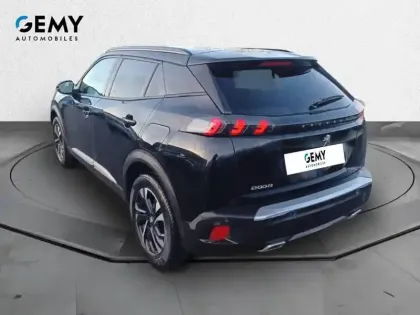 Photo 6 Peugeot 2008  PureTech 130 S&S EAT8