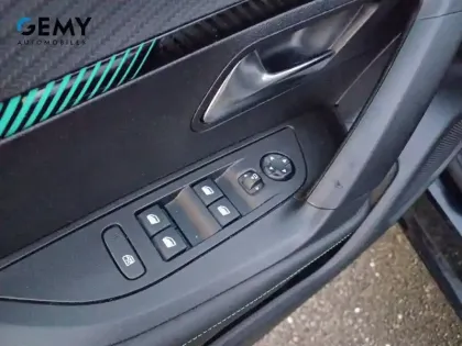 Photo 11 Peugeot 2008  PureTech 130 S&S EAT8