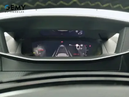 Photo 15 Peugeot 2008  PureTech 130 S&S EAT8