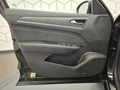 Photo 24 Renault Arkana  TCe 160 EDC - 23