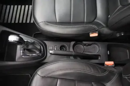 Photo 26 Renault Captur  TCe 150 FAP EDC