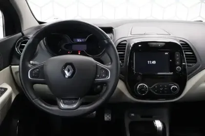 Photo 17 Renault Captur  TCe 150 FAP EDC