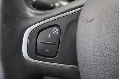 Photo 35 Renault Captur  TCe 150 FAP EDC