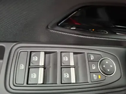 Photo 69 Renault Clio  E-Tech full hybrid 160 ch