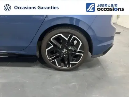 Photo 11 Volkswagen Golf  1.5 eTSI EVO2 150 DSG7