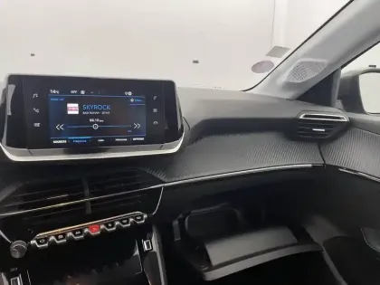 Photo 25 Peugeot 208  PureTech 100 S&S BVM6