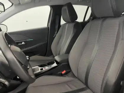 Photo 13 Peugeot 208  PureTech 100 S&S BVM6