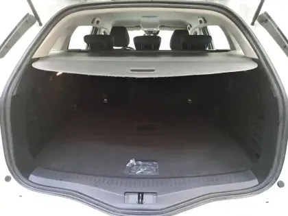 Photo 16 Renault Megane Mégane IV Estate Blue dCi 115 - 21N