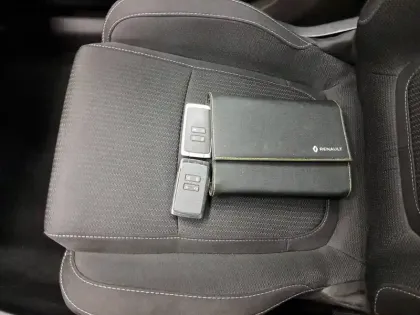 Photo 34 Renault Megane Mégane IV Estate Blue dCi 115 - 21N