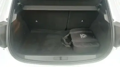 Photo 8 Peugeot 208  Electrique 50 kWh 136ch