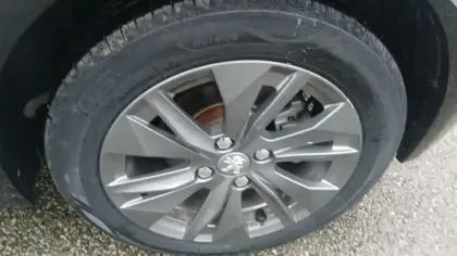 Photo 12 Peugeot 208  Electrique 50 kWh 136ch