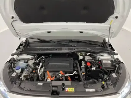 Photo 5 Peugeot 208  Electrique 50 kWh 136ch