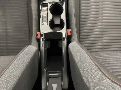 Photo 26 Peugeot 208  Electrique 50 kWh 136ch