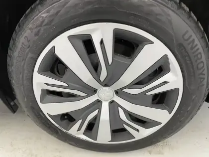 Photo 12 Peugeot 208  Electrique 50 kWh 136ch