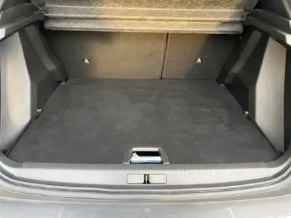 Photo 5 Peugeot 2008  PureTech 130 S&S EAT8