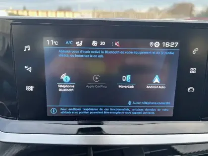 Photo 28 Peugeot 2008  PureTech 130 S&S EAT8