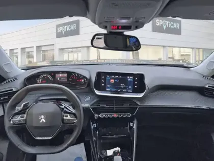 Photo 23 Peugeot 2008  PureTech 130 S&S EAT8