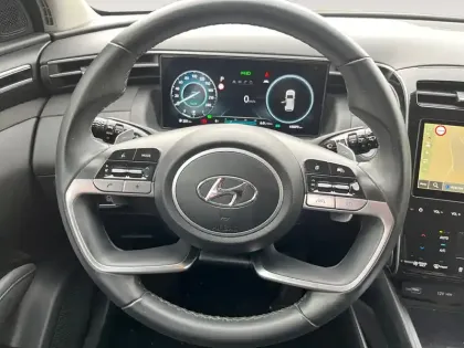 Photo 11 Hyundai Tucson  1.6 T-GDI 230 Hybrid BVA6