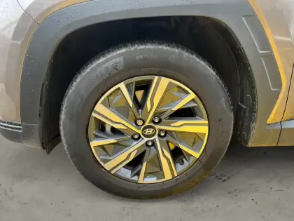 Photo 8 Hyundai Tucson  1.6 T-GDI 230 Hybrid BVA6