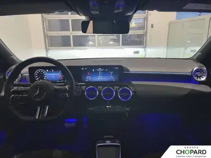 Photo 11 Mercedes Classe A  180 d 8G-DCT