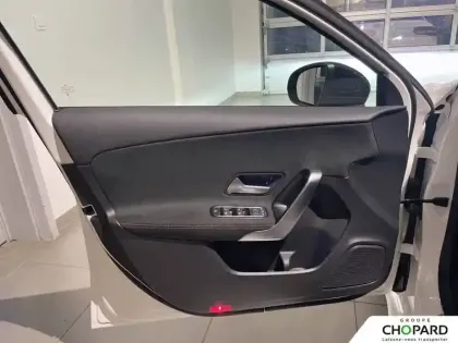 Photo 18 Mercedes Classe A  180 d 8G-DCT