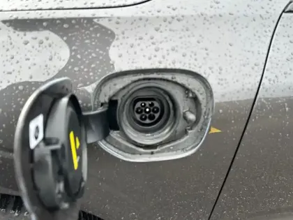 Photo 7 Volvo Xc60  T6 AWD Hybride rechargeable 253 ch+145 ch Geartronic 8