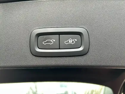 Photo 8 Volvo Xc40  B3 163 ch DCT7