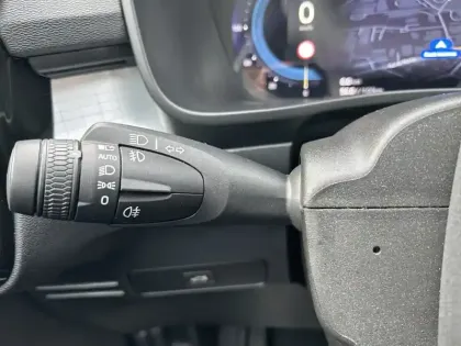 Photo 10 Volvo Xc40  B3 163 ch DCT7