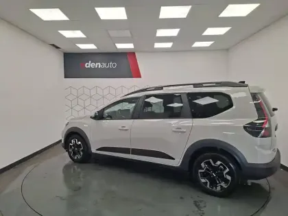 Photo 10 Dacia Jogger  Hybrid 155 7 places