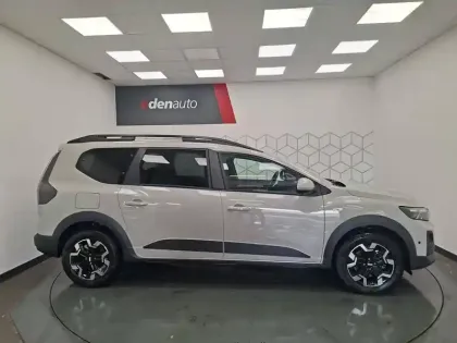 Photo 5 Dacia Jogger  Hybrid 155 7 places