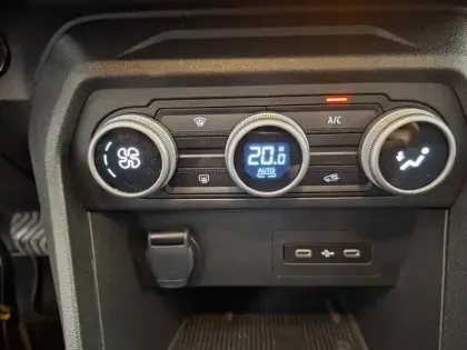 Photo 37 Dacia Jogger  Hybrid 155 7 places