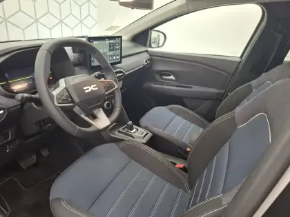 Photo 30 Dacia Jogger  Hybrid 155 7 places