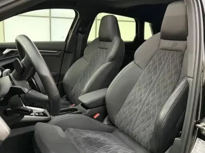 Photo 9 Audi A3 S3 Sportback TFSI 310 S tronic 7 Quattro