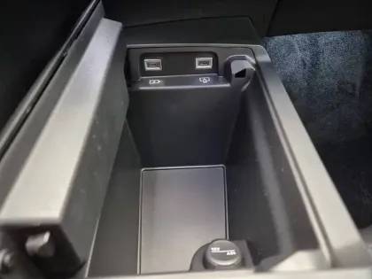 Photo 65 Peugeot 3008  Hybrid 145 e-DCS6