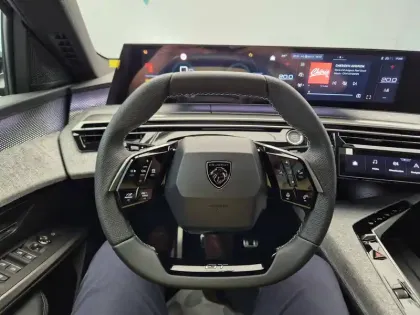 Photo 41 Peugeot 3008  Hybrid 145 e-DCS6