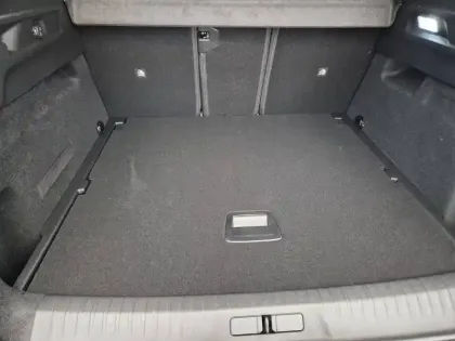 Photo 31 Peugeot 3008  Hybrid 145 e-DCS6