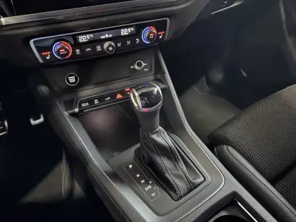 Photo 15 Audi Q3  Sportback 45 TFSIe  245 ch S tronic 6