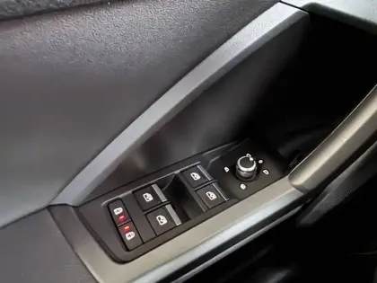 Photo 19 Audi Q3  Sportback 45 TFSIe  245 ch S tronic 6