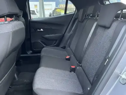 Photo 14 Peugeot 2008  Hybrid 136 e-DCS6