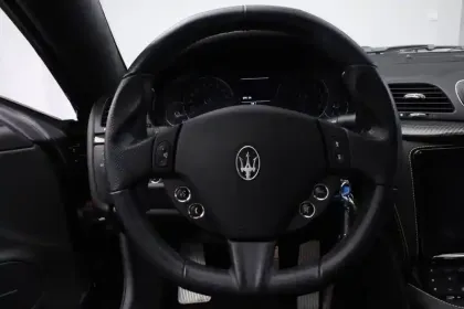 Photo 9 Maserati Granturismo  4.7 V8 460