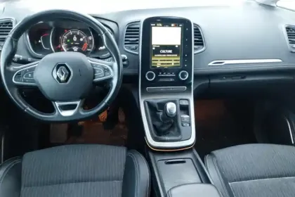 Photo 9 Renault Grand Scenic  TCe 140 FAP - 21